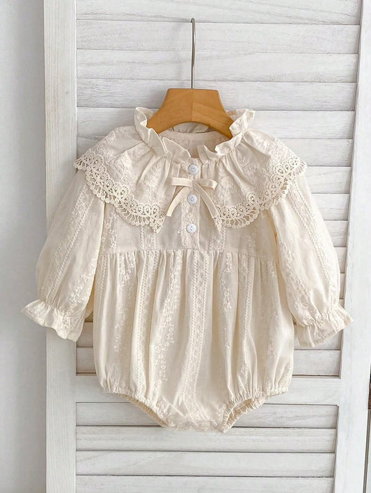 Cream Lace Collar Long Sleeve Bodysuit